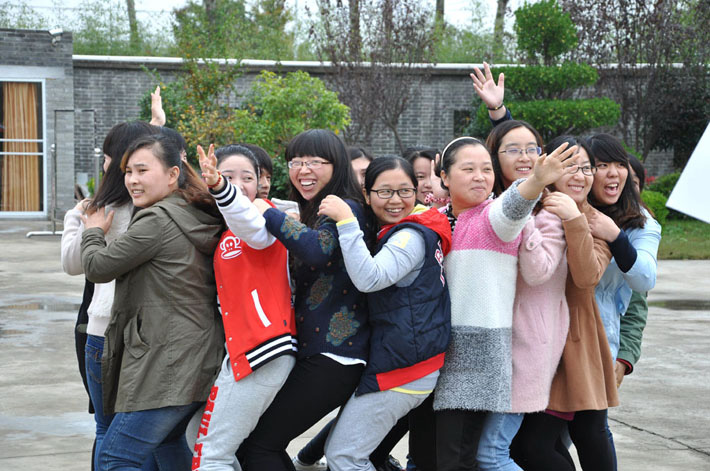 熱烈慶祝鹽城思科2014年Q3季度優(yōu)秀員工表彰大會圓滿舉行！